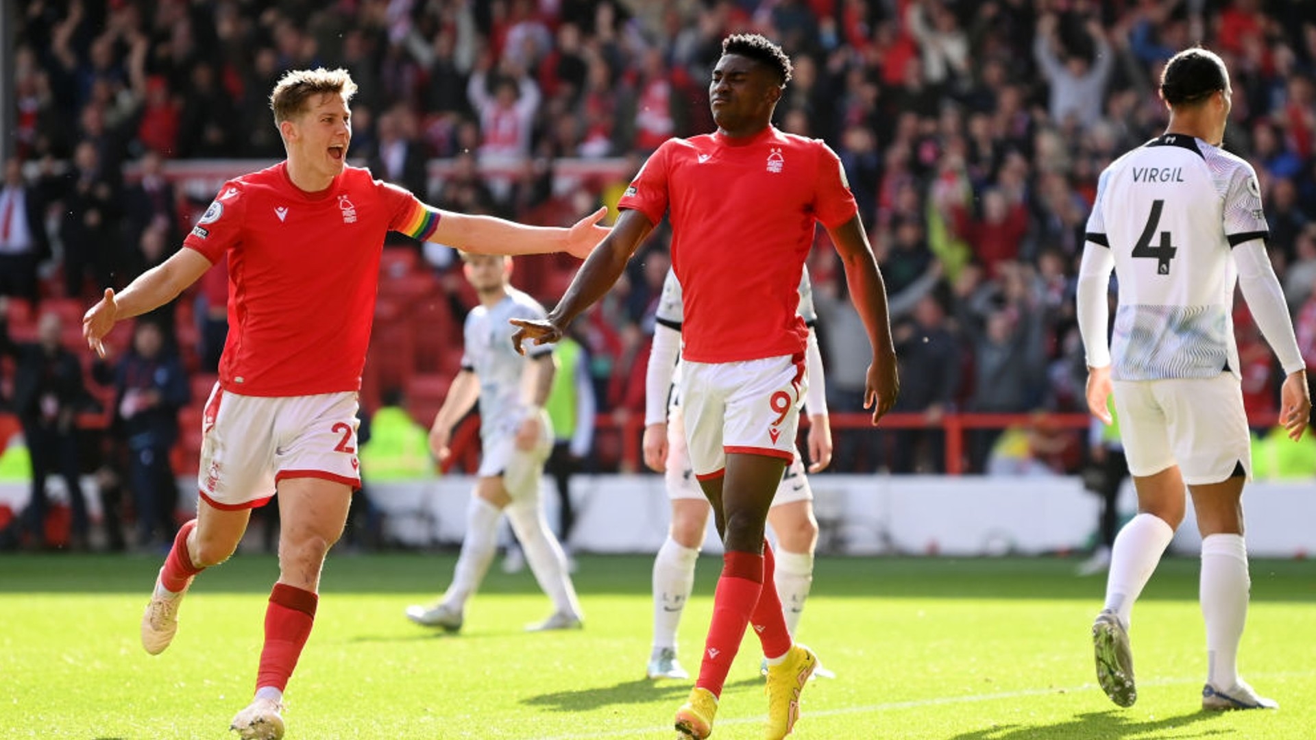 入关键进球 入关键进球